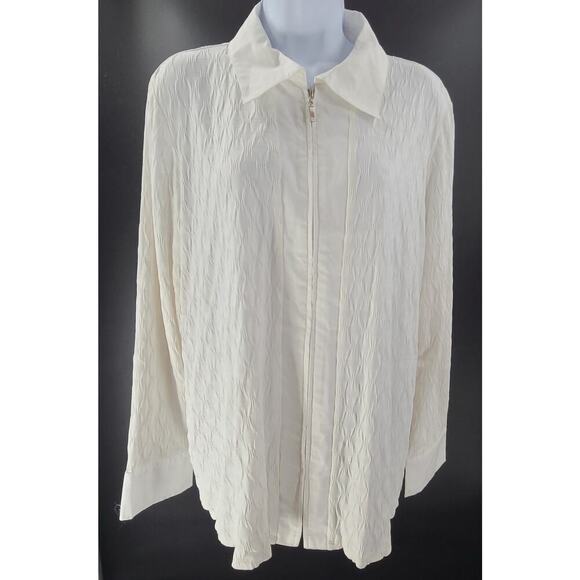Lane Bryant Tops - Lane Bryant women's design blouse white NWT Sz 18/20 Office career church formal